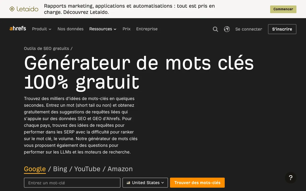 Page du générateur de mots-clés gratuit d’Ahrefs, avec son champ de recherche